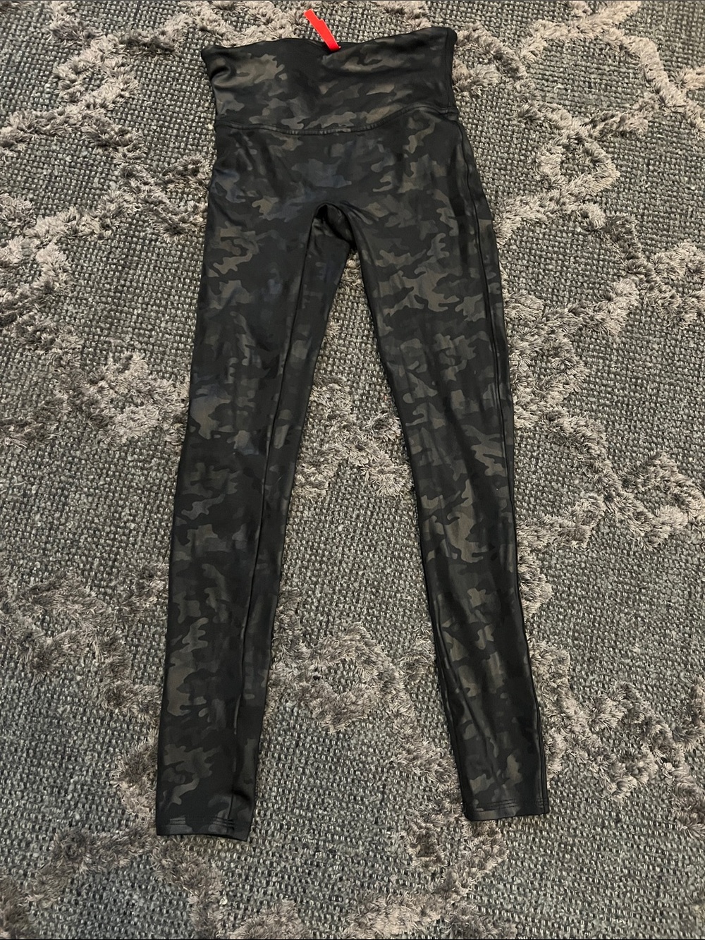 SPANX Black High-Waist Leggings with Red Tag